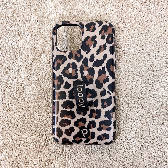 Loopy Leopard iPhone 11 Pro Phone Case - Picture 3 of 7